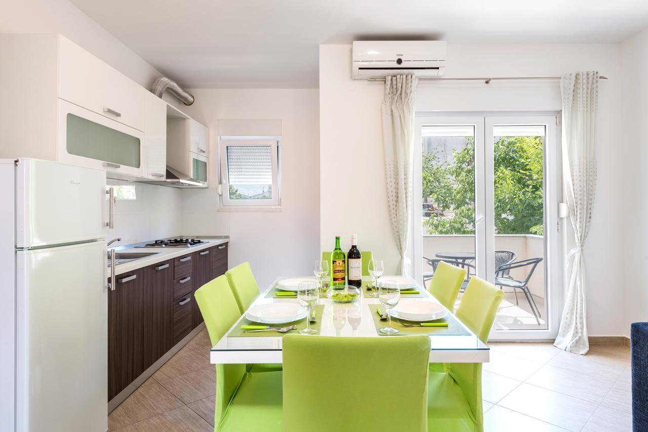 Apartments Marko Podstrana Luaran gambar