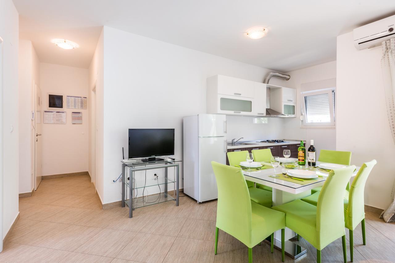 Apartments Marko Podstrana Luaran gambar
