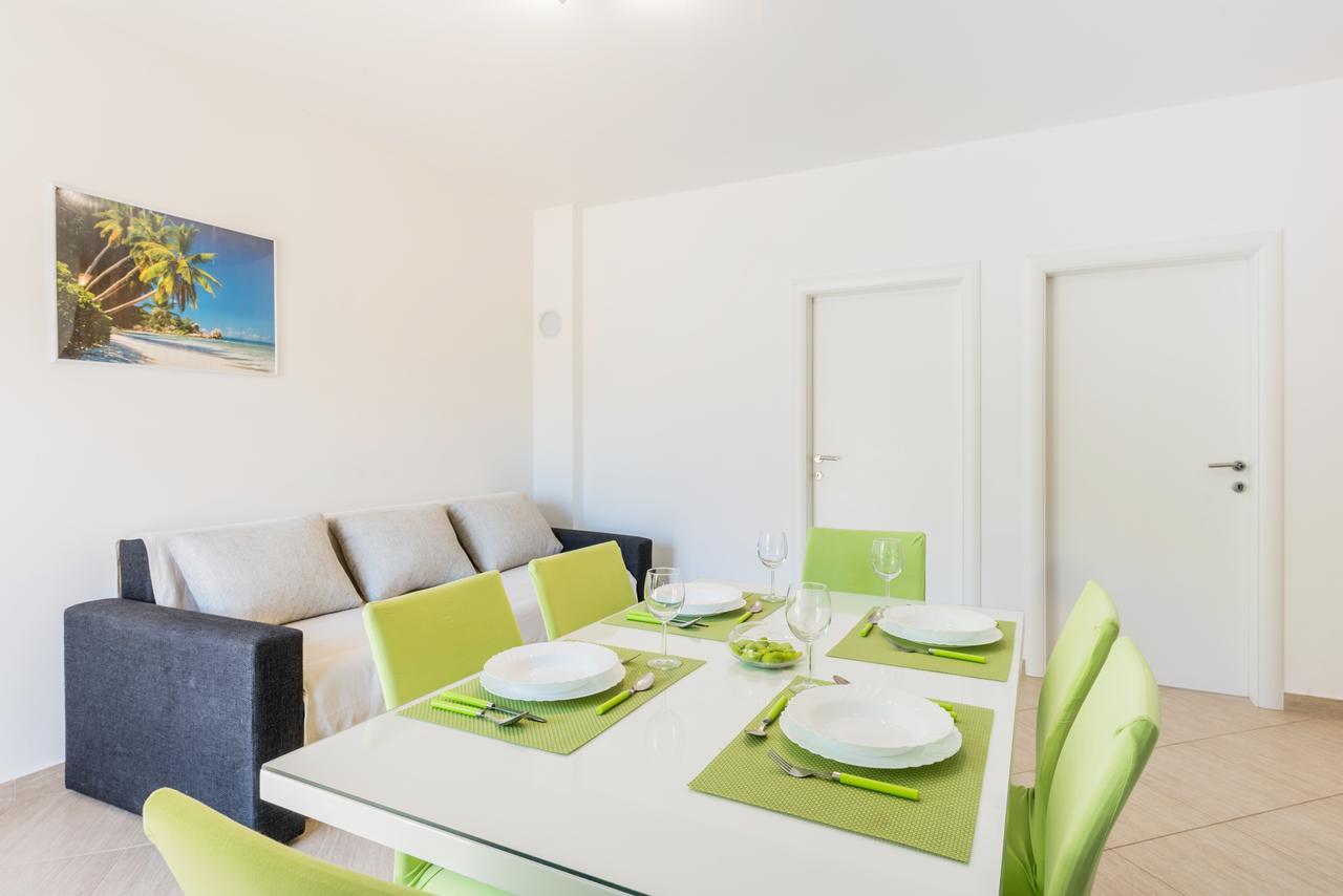 Apartments Marko Podstrana Luaran gambar